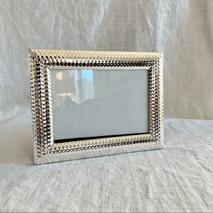Picture frame 4x6 shiny silver.